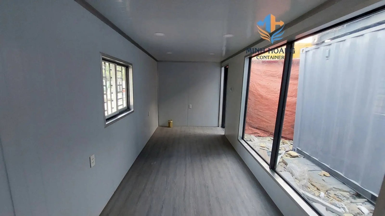 Container Văn Phòng 20 Feet Xám Khung Kính Mẫu 2